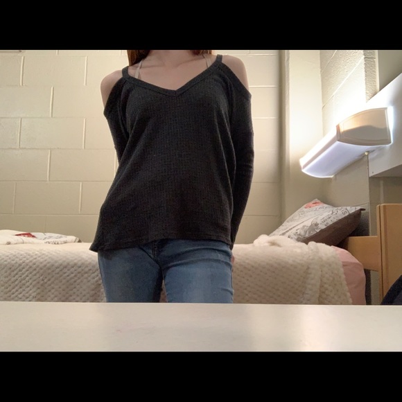 Sweater - Picture 1 of 1